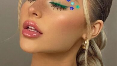 24 Festive Eye Makeup Ideas for 2024: Glitter, Gems, and Bold Colors for Every Celebration!