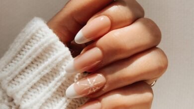 28 Winter Nails 2025 Trends: Must-Try Festive Designs to Make Your Nails Stand Out This Season