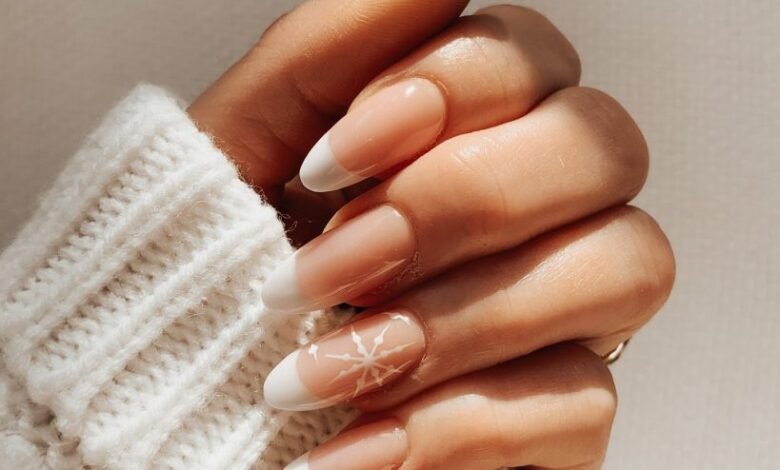 28 Winter Nails 2025 Trends: Must-Try Festive Designs to Make Your Nails Stand Out This Season