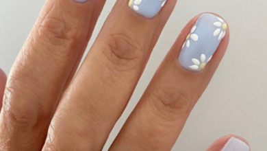 43 Chic Daisy Nails That’ll Surely Make You Go Heart-Eyed!