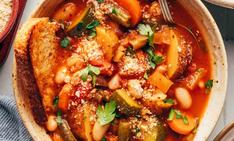 Veggie Packed White Bean Minestrone – Minimalist Baker Recipes